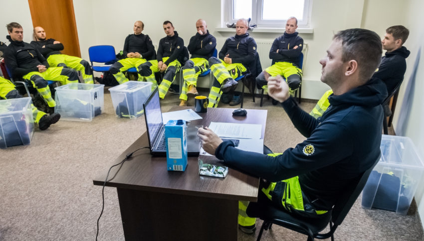 szkolenie w firmie oferującej czyszczenie wysokociśnieniowe